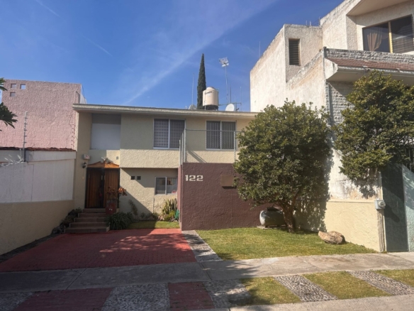 Casa en Venta en Ciudad Bugambilias