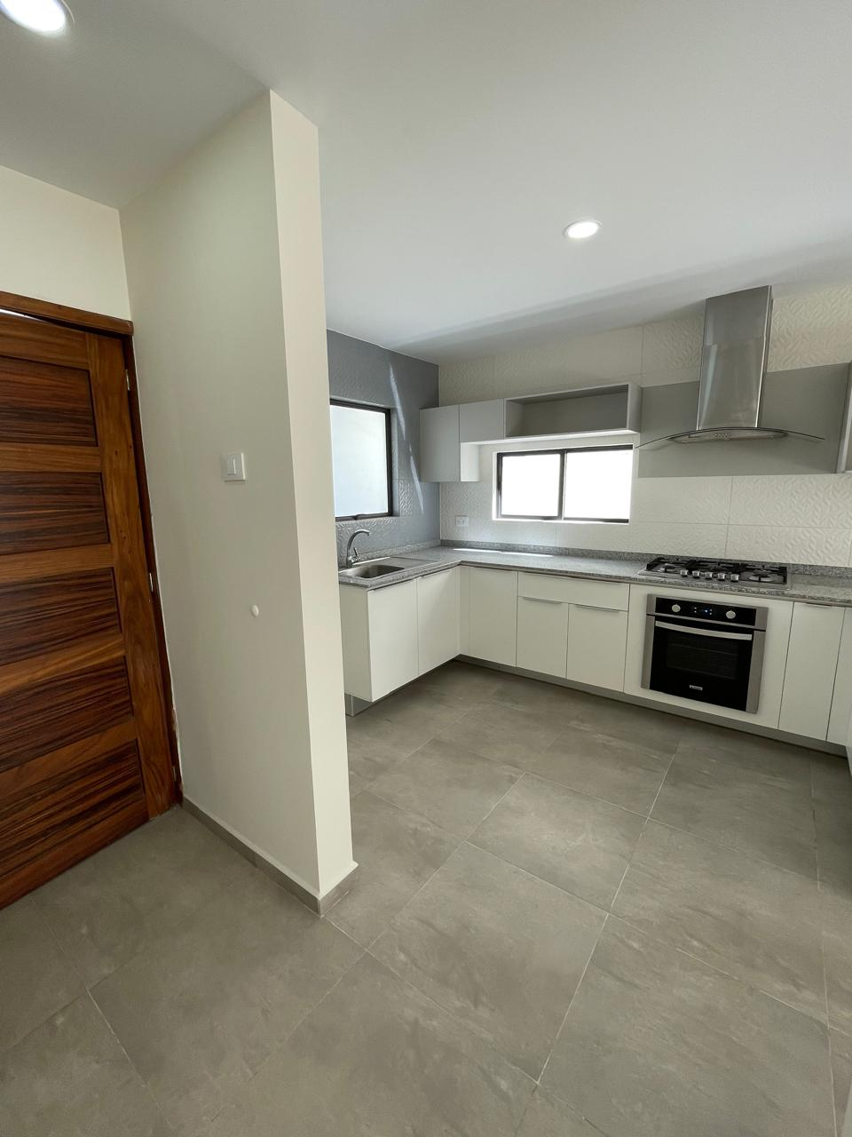 cocina-integral-casa-en-venta-guadalajara 2 Cocina integral equipada en casa en venta en coto privado Guadalajara