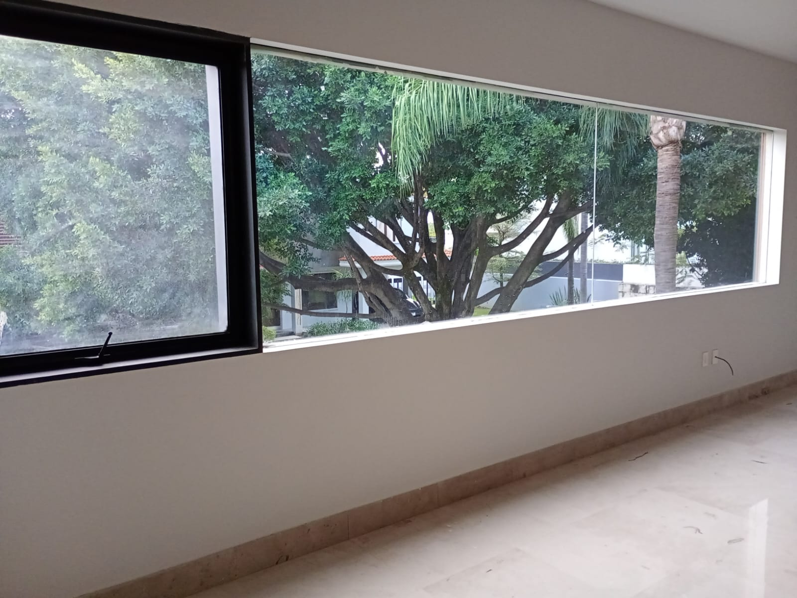residencia-venta-valle-real-zapopan Recibidor elegante de residencia de lujo en Zapopan