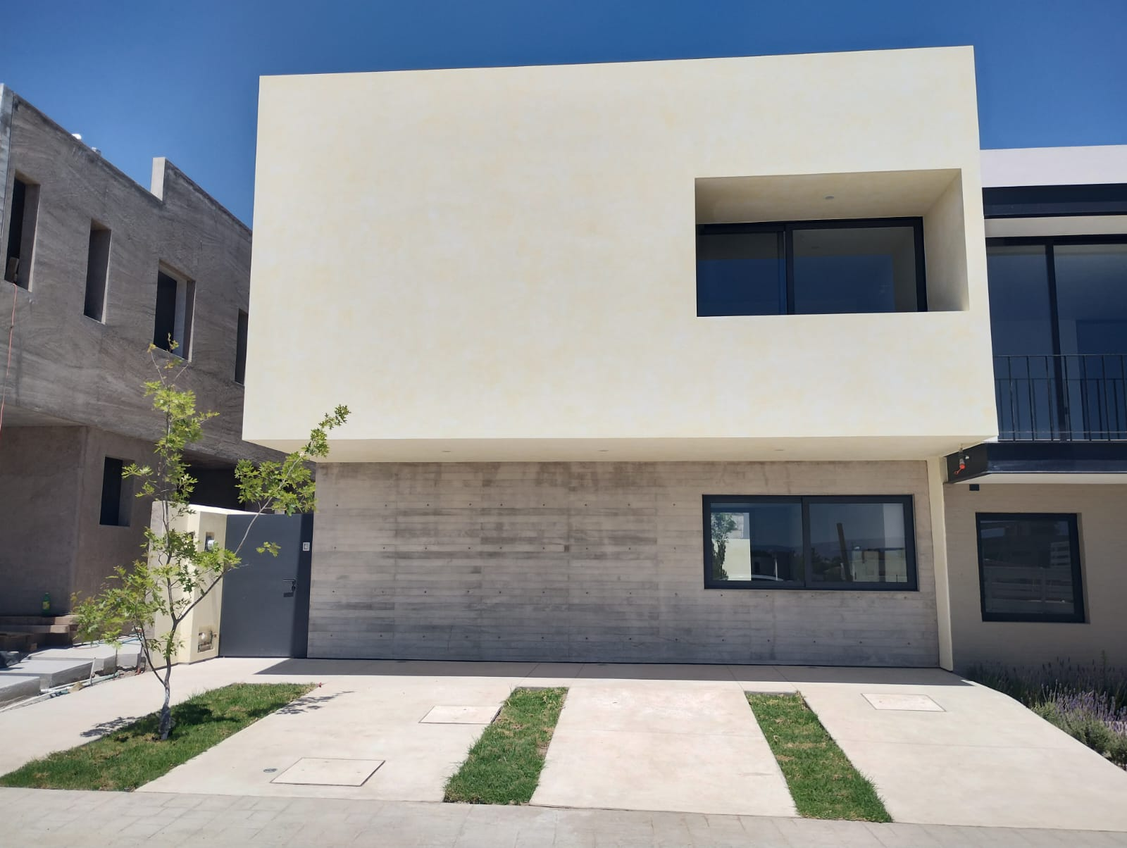 casa-venta-eden-residencial-fachada